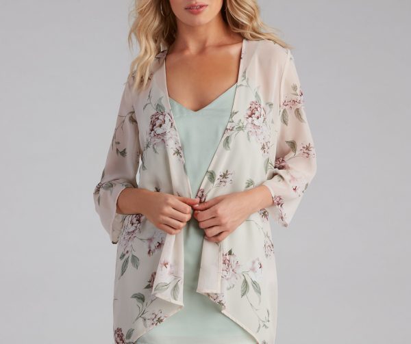 Breezy Floral Chiffon Short Kimono - Image 3