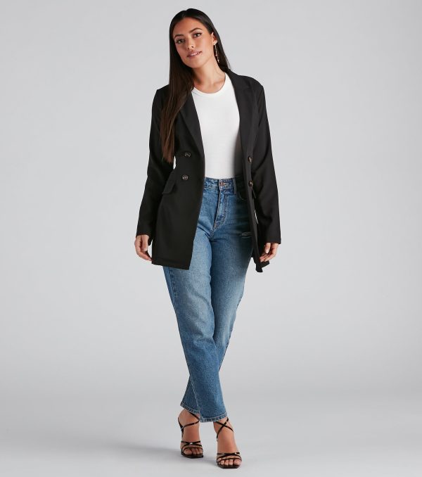 Classic Silhouette Buttoned Blazer - Image 4