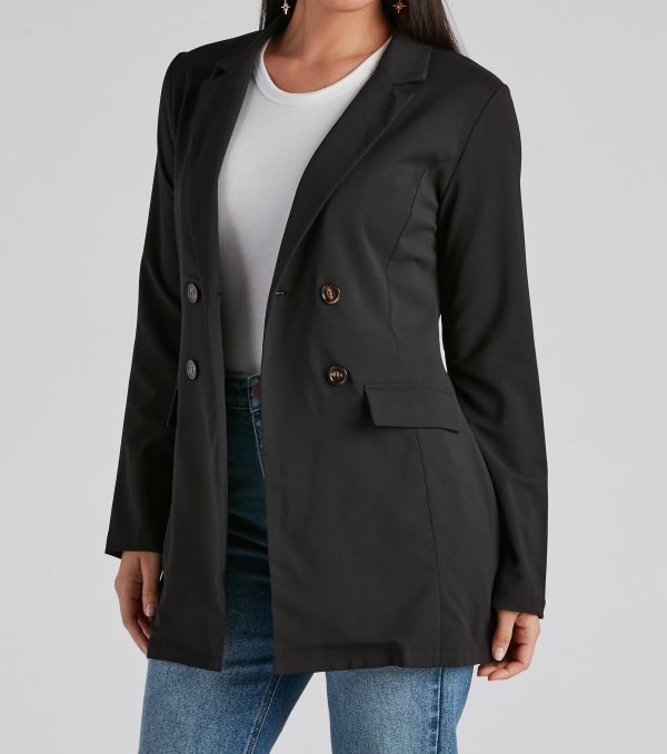 Classic Silhouette Buttoned Blazer - Image 3