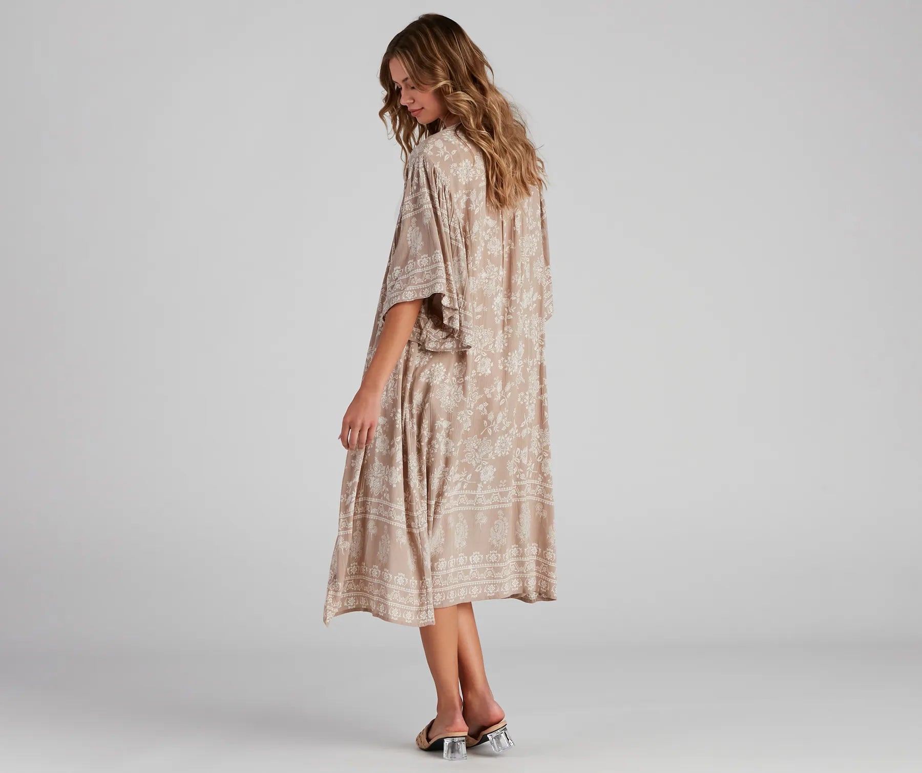 Vacay Mode Printed Kimono - Image 3