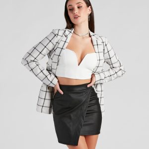 Making Moves Plaid Woven Blazer