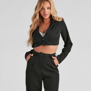 Effortless And Elevated Cropped Blazer