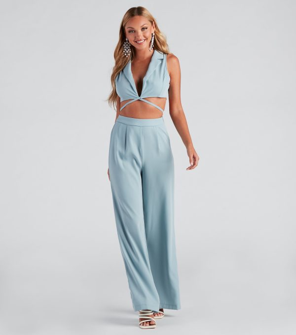 Structured And Chic Cropped Vest - Image 3
