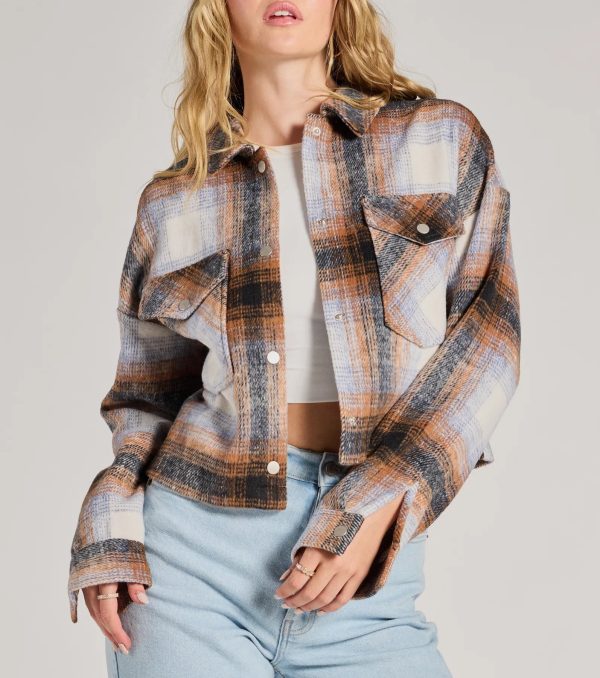 Cozy Cute Plaid Woven Cropped Shacket - Image 4