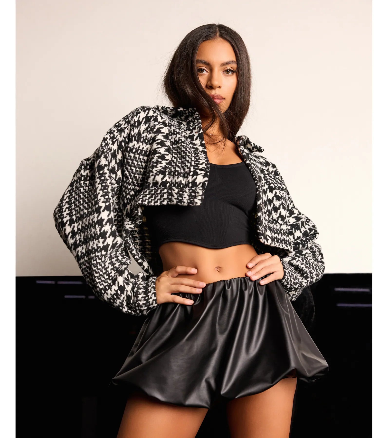 Next Level Chic Houndstooth Woven Cropped Shacket - Image 5