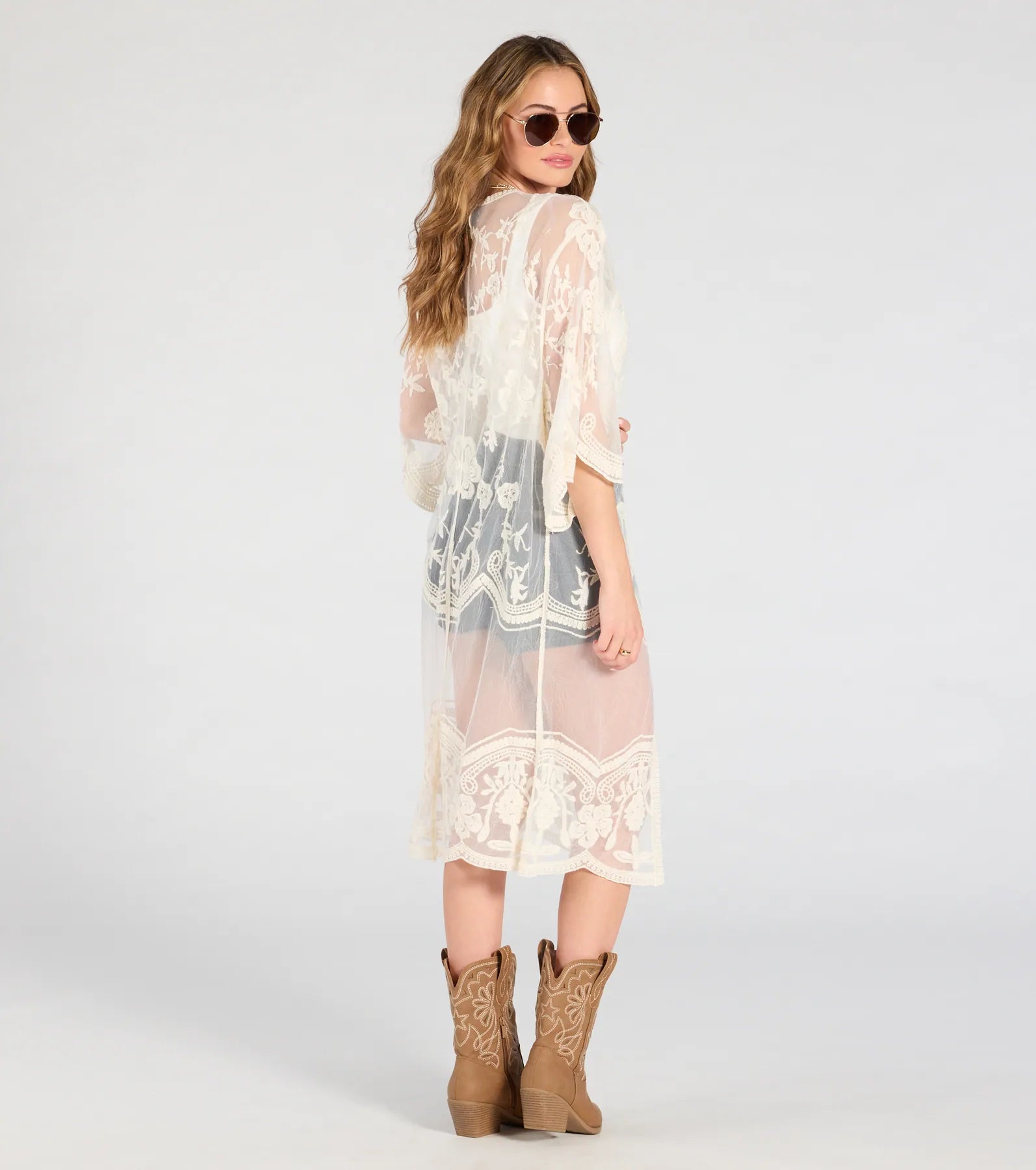 Desert Dreamer Crochet Lace Kimono - Image 3