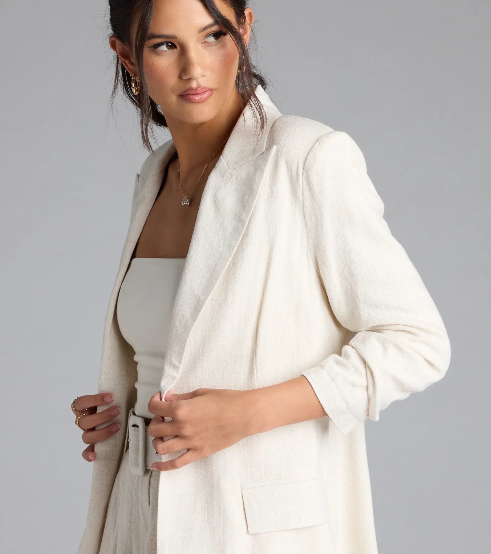 Looking Chic Blazer With Linen - Image 4