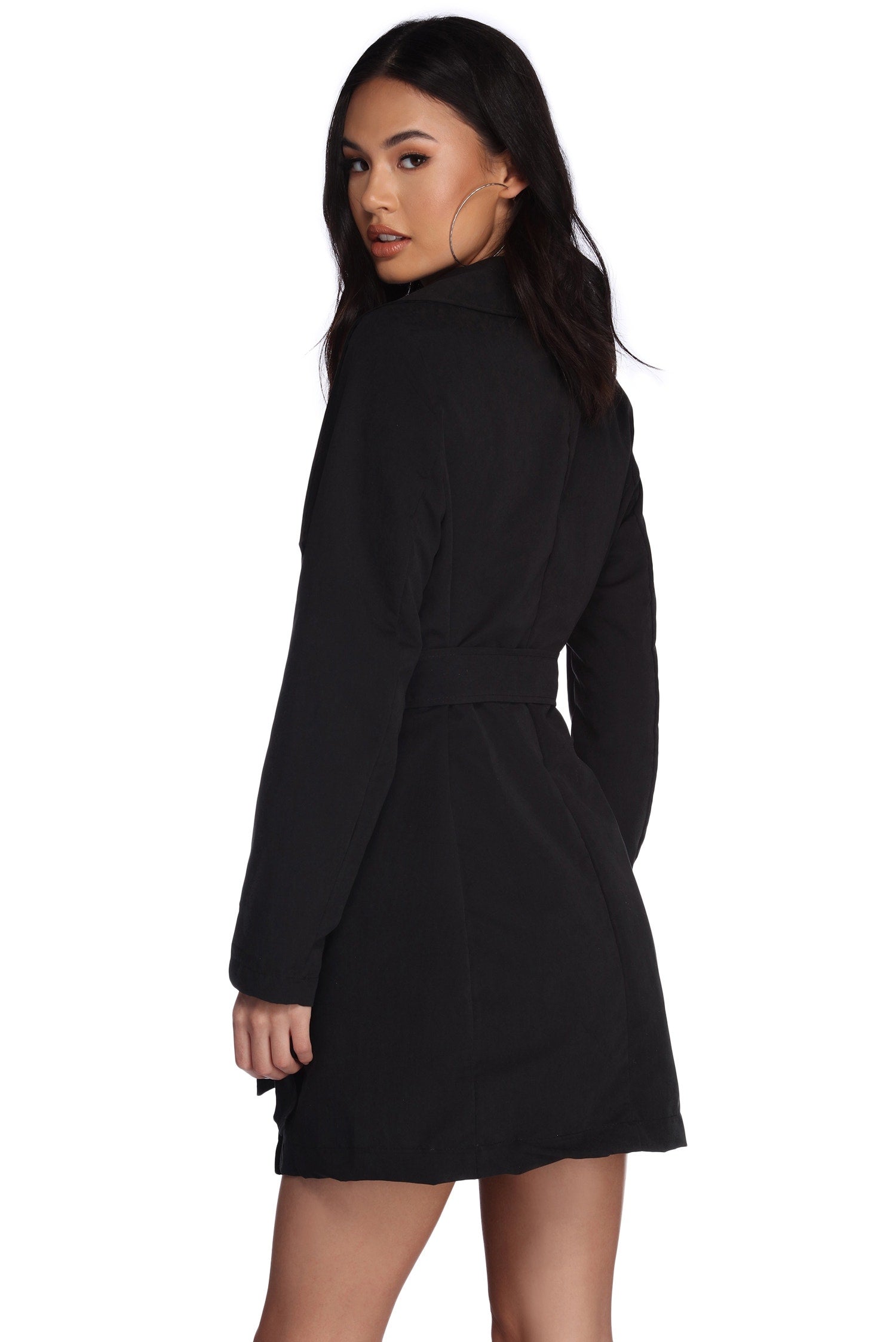 Sleek And Sophisticated Trench Coat - Image 4