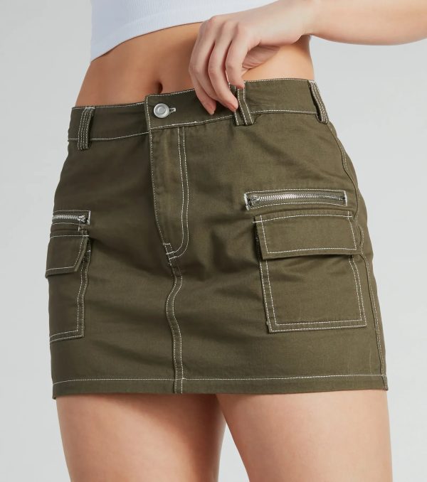 Trendsetting Confidence High Rise Cargo Mini Skirt - Image 2
