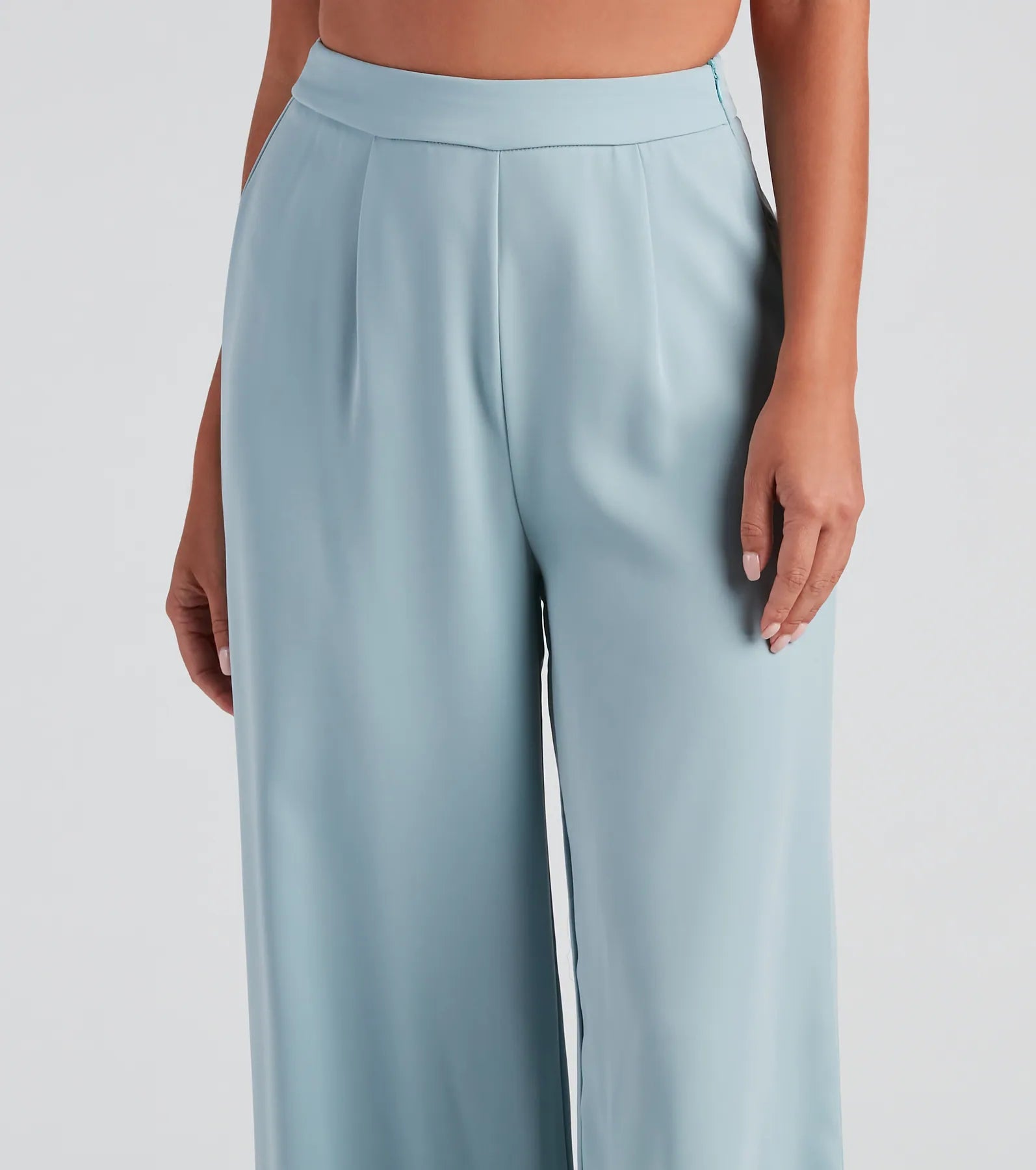 Structured And Chic Wide-Leg Pants - Image 4