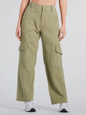 Casual Mood Wide-Leg Cargo Pants