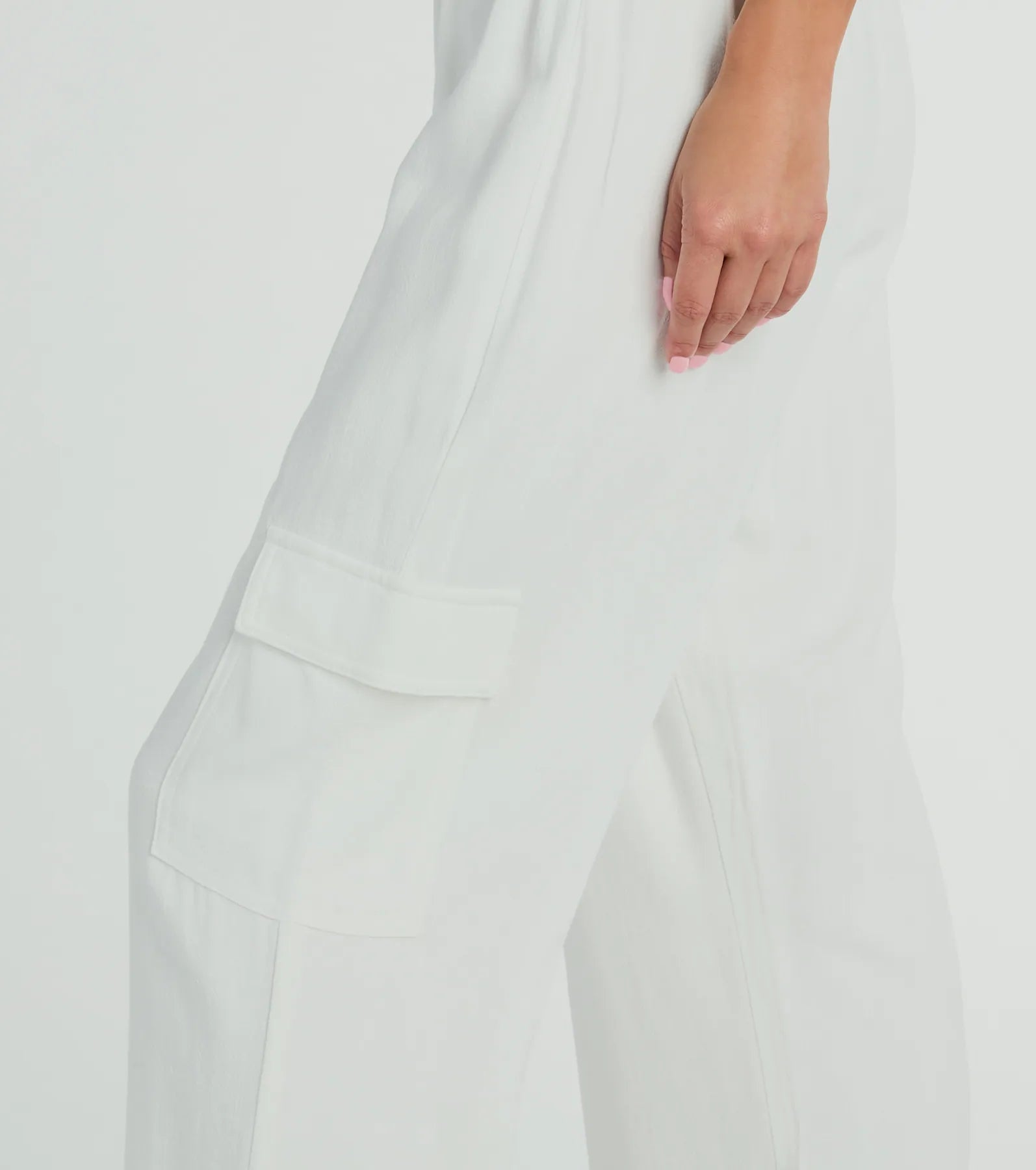 Golden Hour High-Rise Cargo Wide-Leg Linen Pants - Image 4