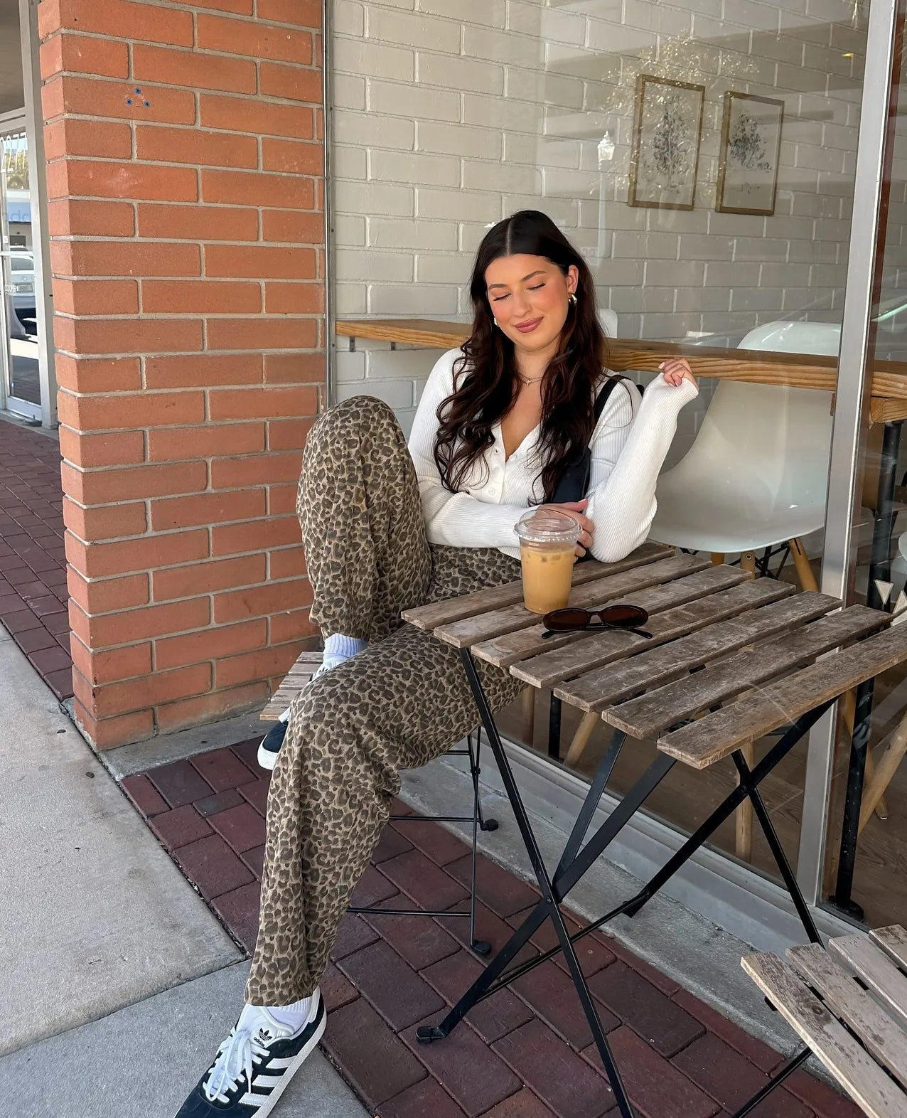 Wildly Chic Mid-Rise Leopard Print Baggy Pants - Image 6