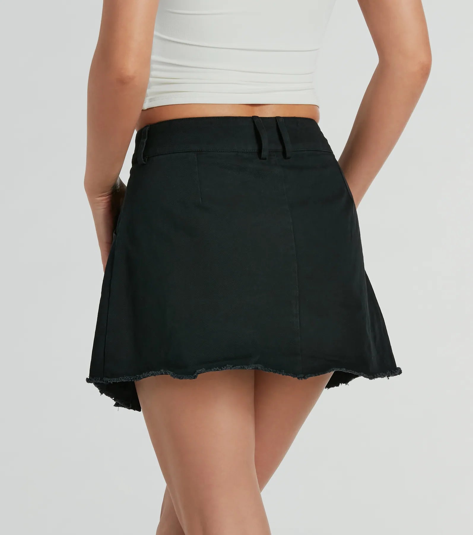 Cutting Edge Mid Rise Pleated Denim Skort - Image 3