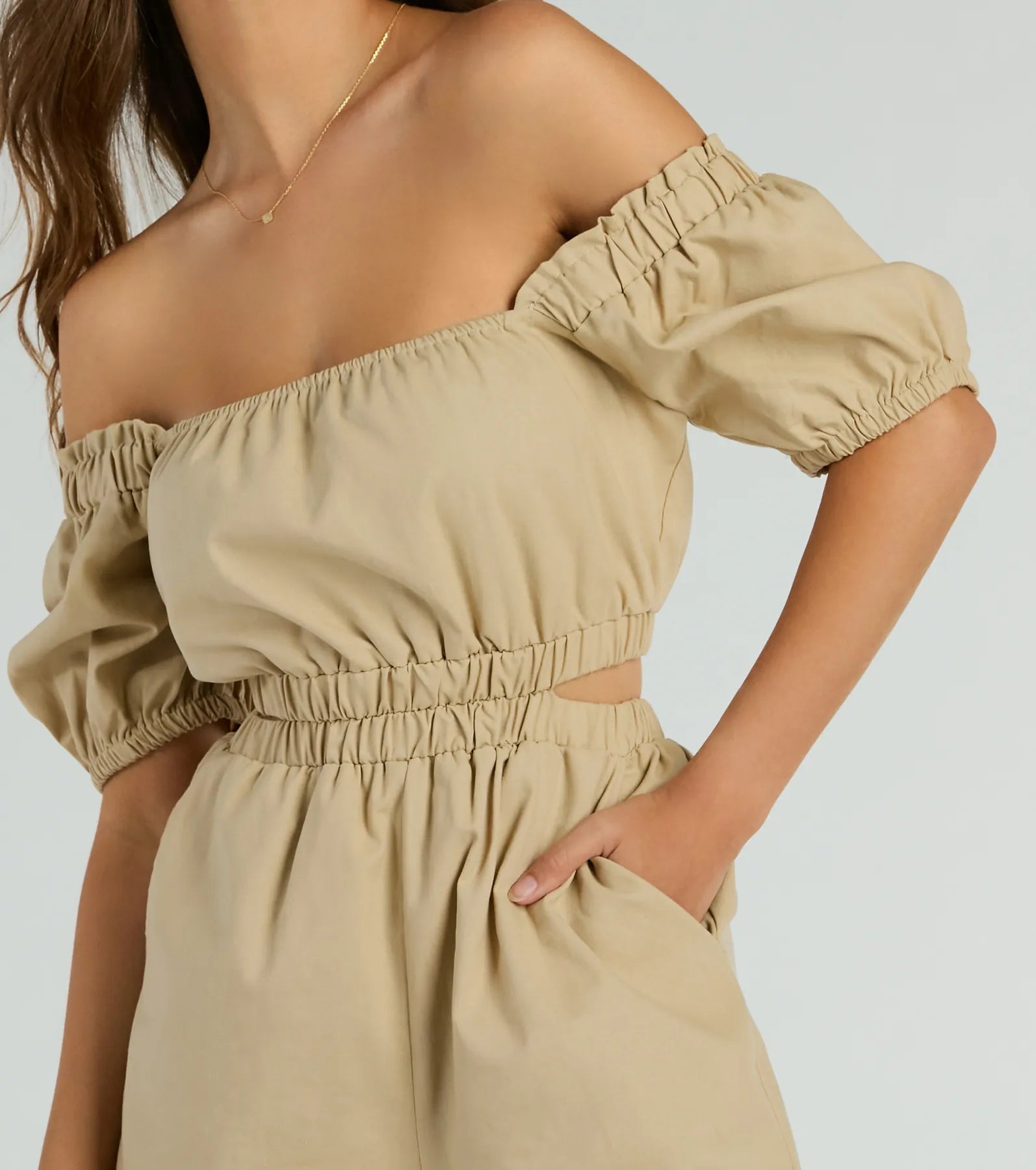 Day Time Adventure Puff Sleeve Cutout Linen Romper - Image 3
