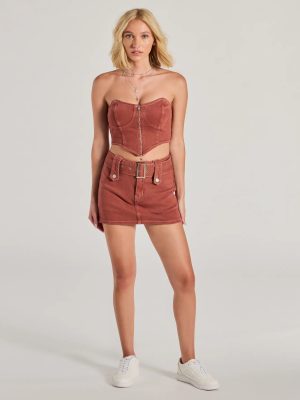 Carefree Cool Mid Rise Belted Denim Skort
