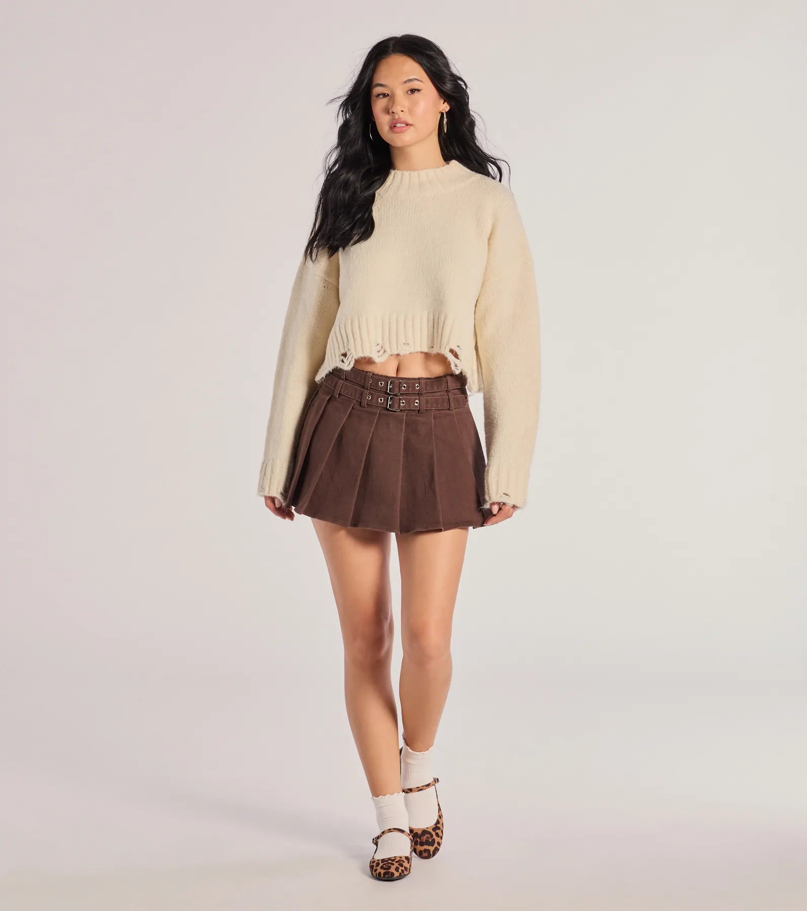 Looking Cool Belted And Pleated Mini Skort - Image 3