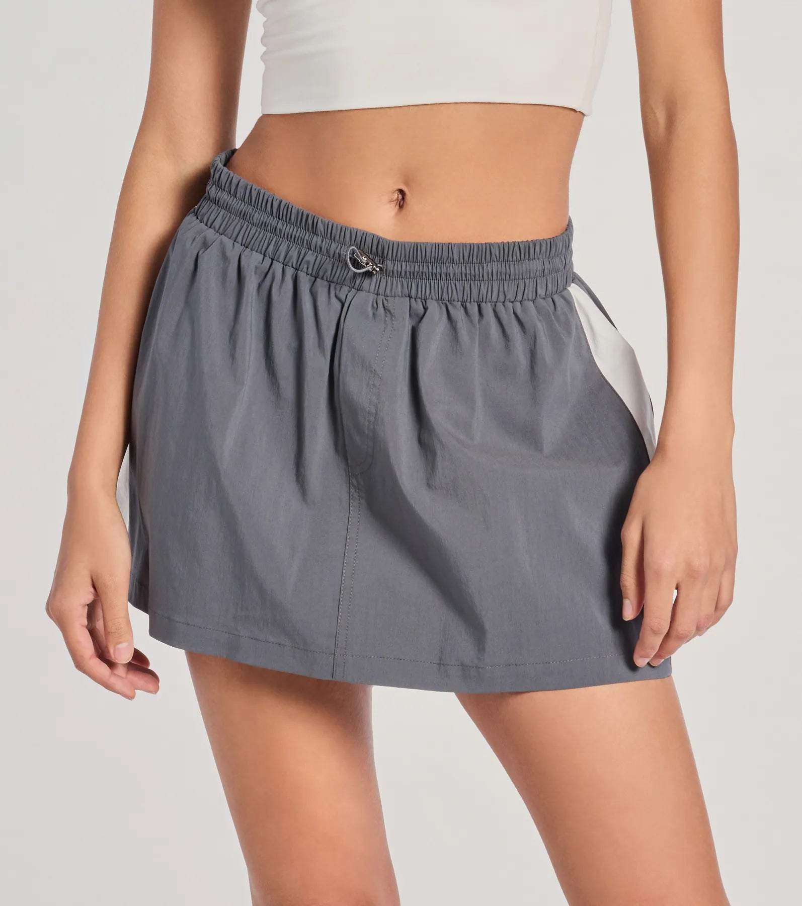 Classically Sporty High-Rise Striped Skort - Image 3