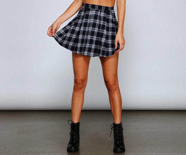 First In Class Plaid Mini Skirt - Image 3
