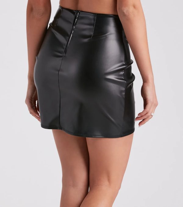 Timeless Staple Faux Leather Skirt - Image 3