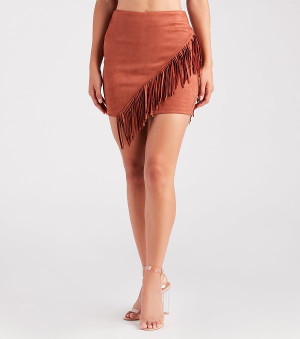 Cowgirl-Chic Fringe Mini Skirt - Image 10