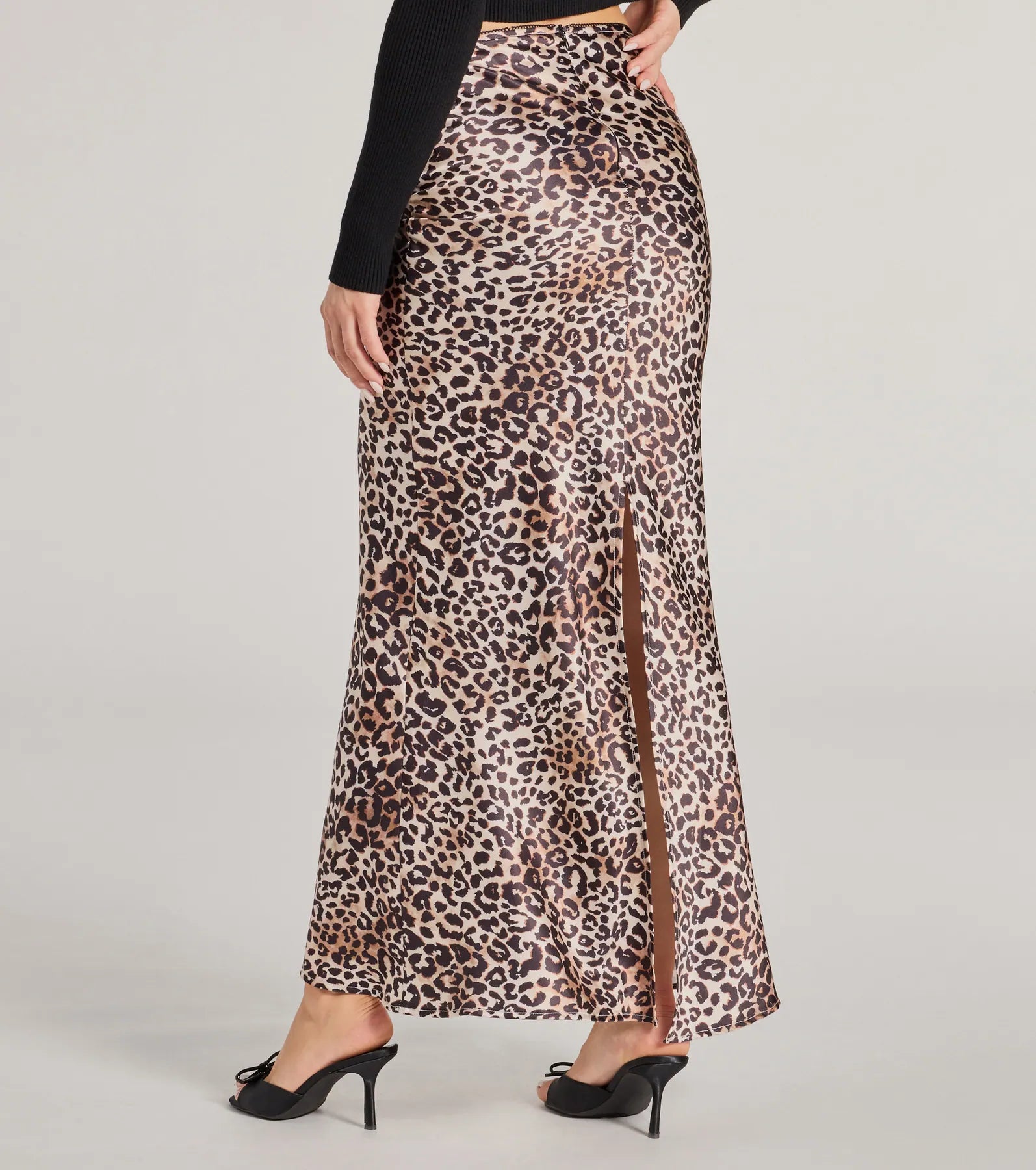 It-Girl Chic Leopard Print Satin Maxi Skirt - Image 2