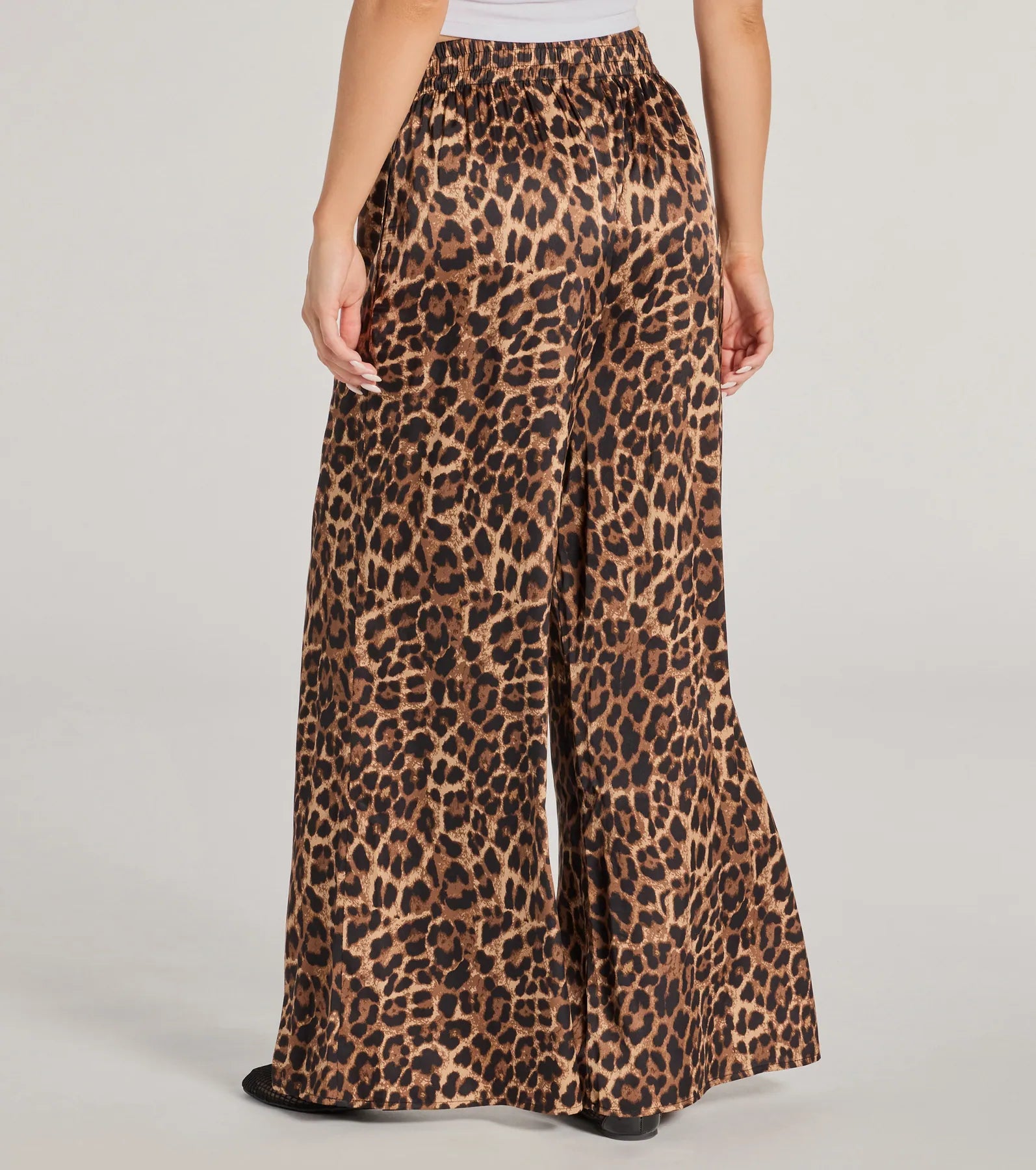 Lavish Leopard Print Palazzo Wide-Leg Pants - Image 2
