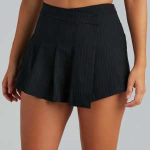 Preppy Princess Pinstripe Pleated Skort
