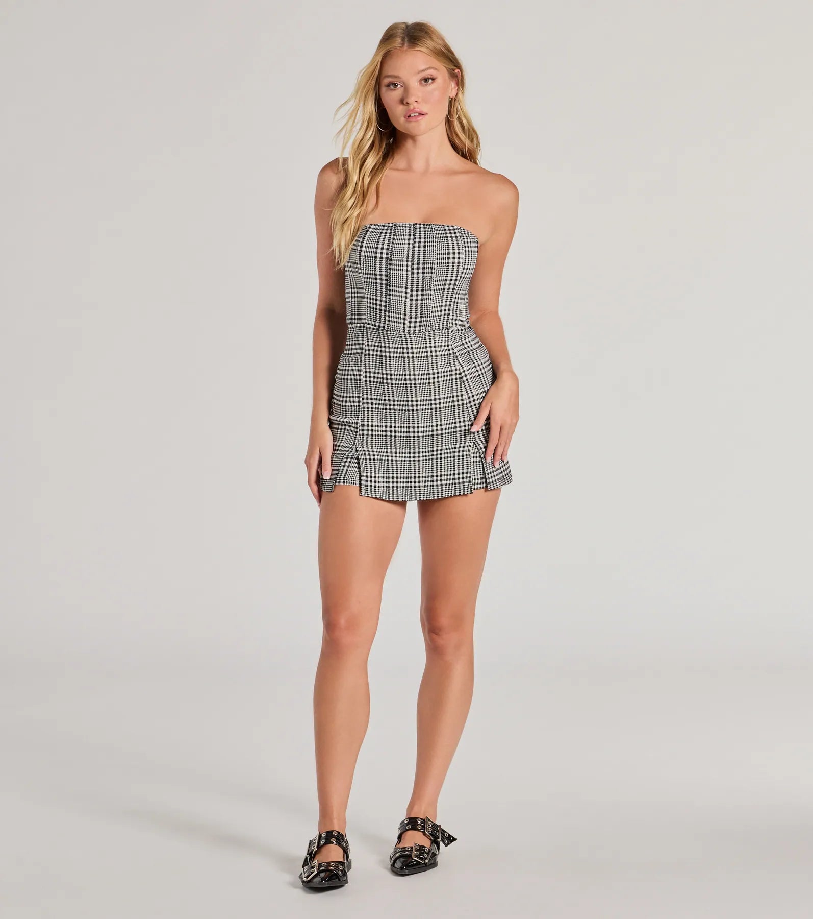 Plaid Moment Sleeveless Knit Romper - Image 3