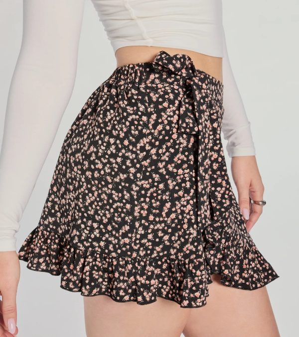 Perfect Date Tie Waist Floral Ruffle Skort - Image 3