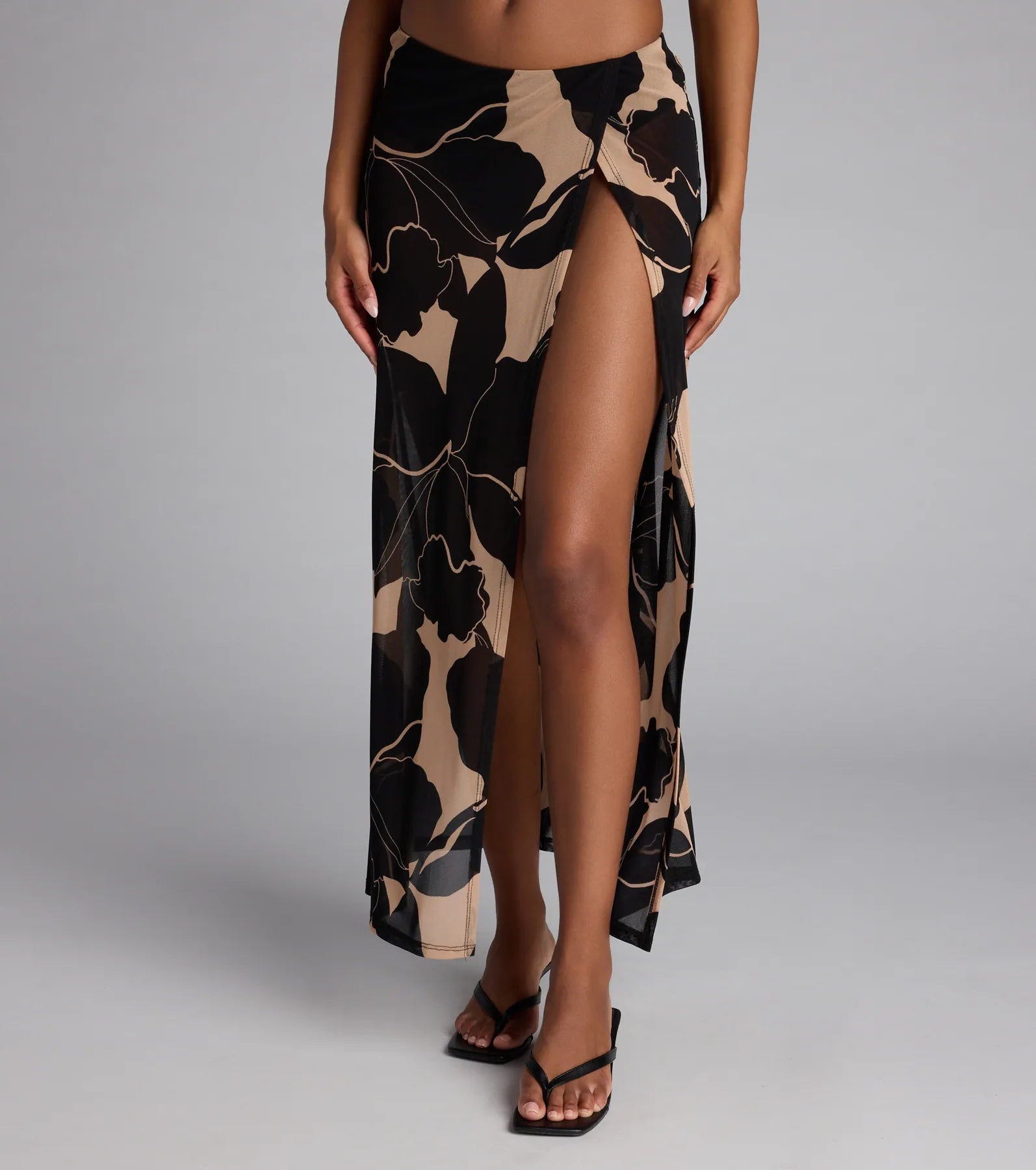 Resort Calling Mesh Slit Maxi Skirt - Image 4