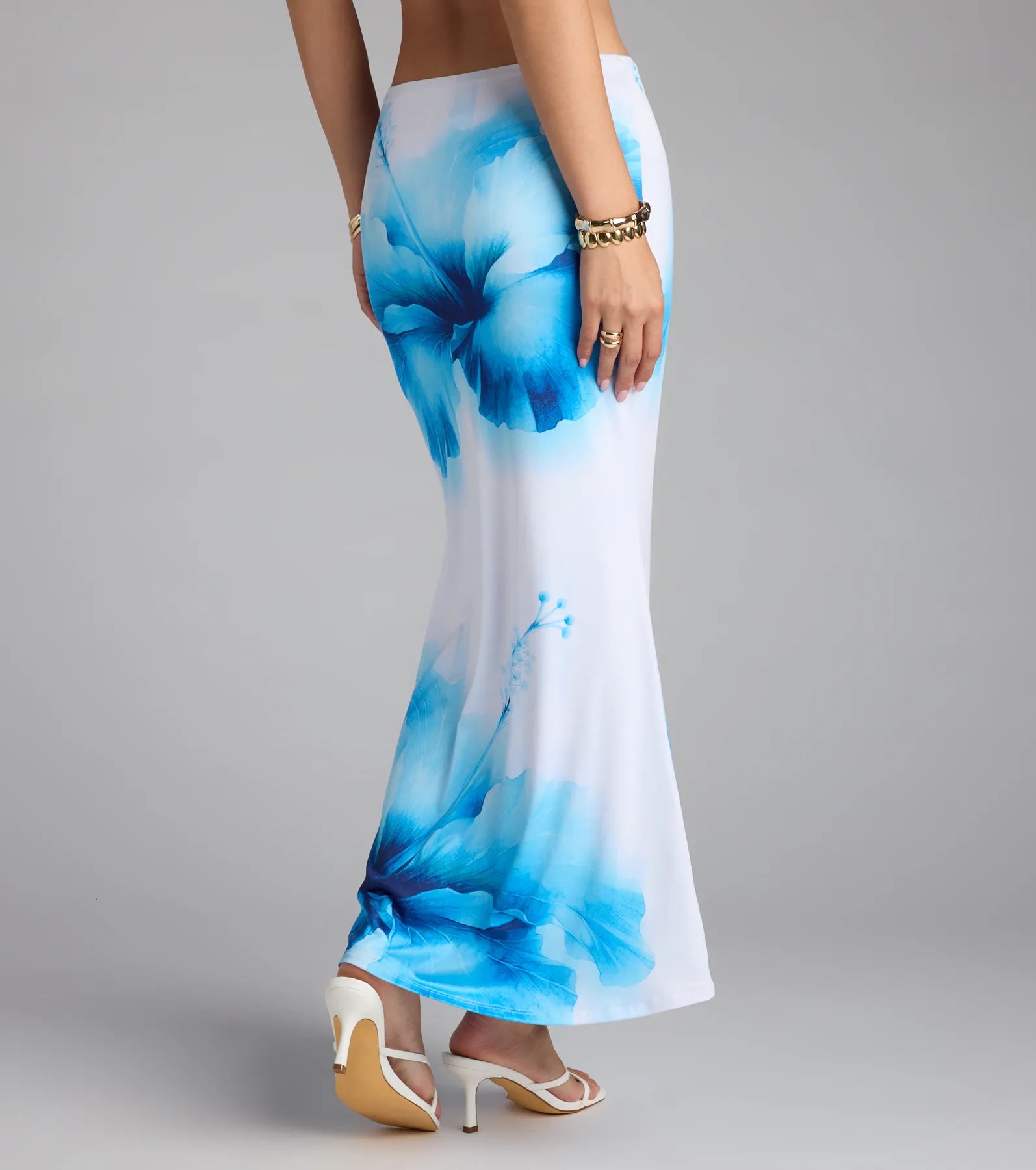 Bold Muse Floral Print Maxi Skirt - Image 2