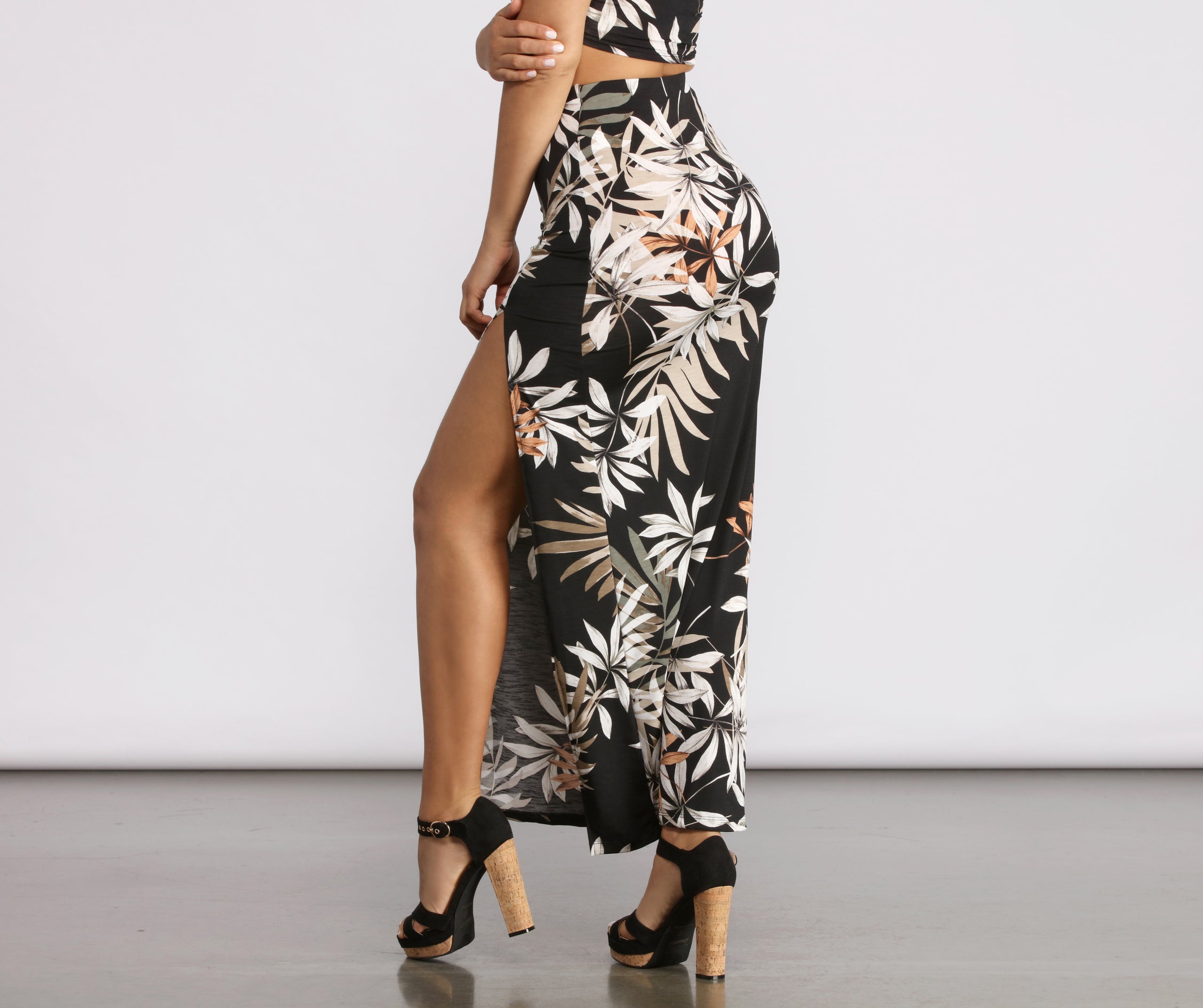 Tropical Palm Leaf High Slit Maxi Skirt - Image 2