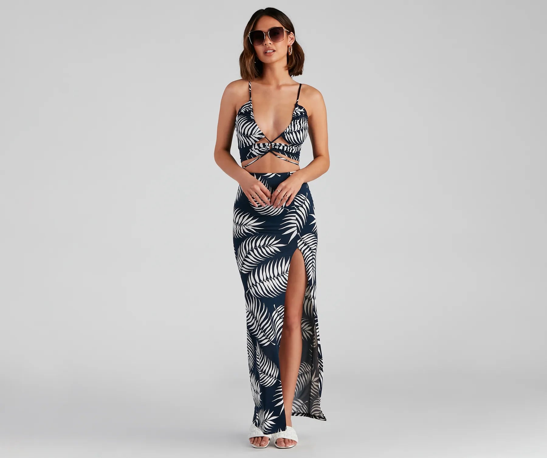 Tropical Palm Leaf Maxi Skirt - Image 3