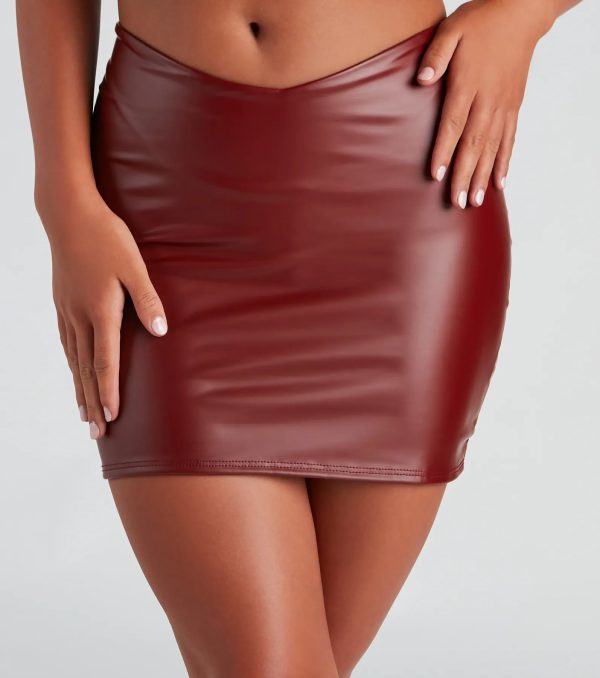 2000s Vibes Low-Rise Mini Skirt - Image 8