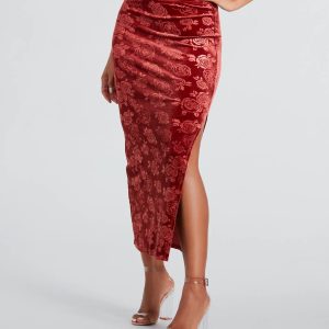 Loves Me Velvet Floral Midi Skirt