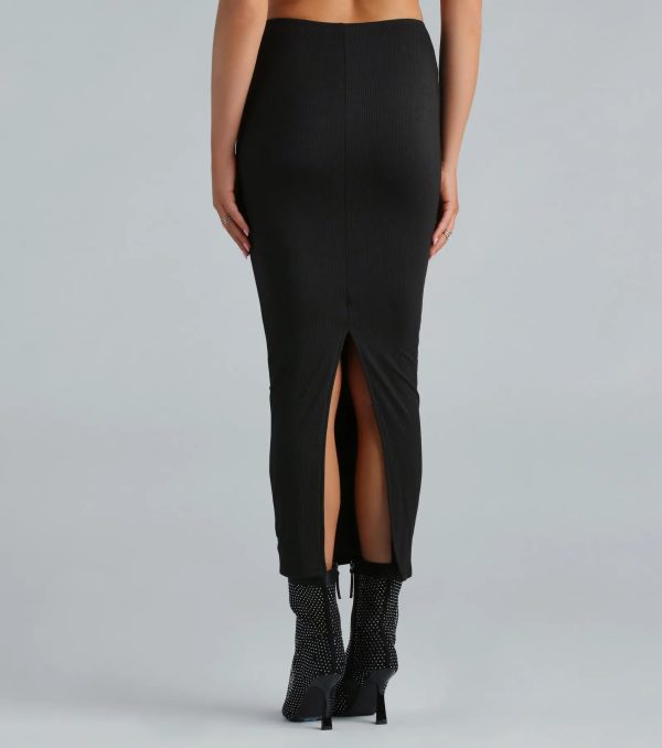 Streamlined Silhouette Smooth Knit Maxi Skirt - Image 3