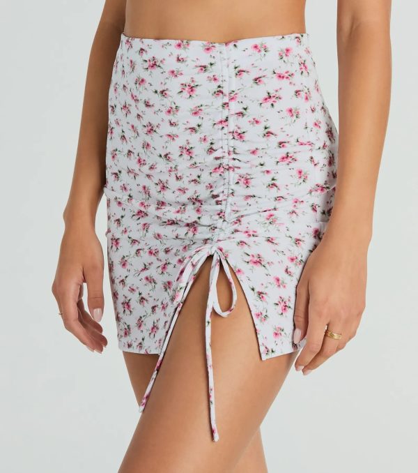 Sweet Flirt High Waist Ditsy Floral Ruched Mini Skirt - Image 2