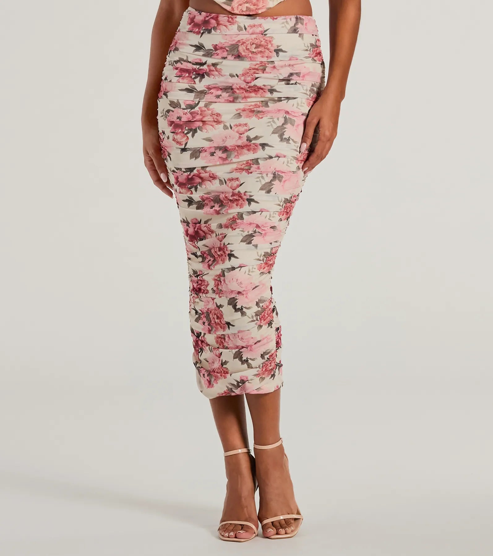 Blooming Bliss High-Rise Bodycon Floral Maxi Skirt - Image 4