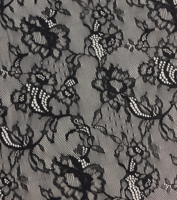 Keep A Secret Lace Slit Maxi Skirt - Image 4