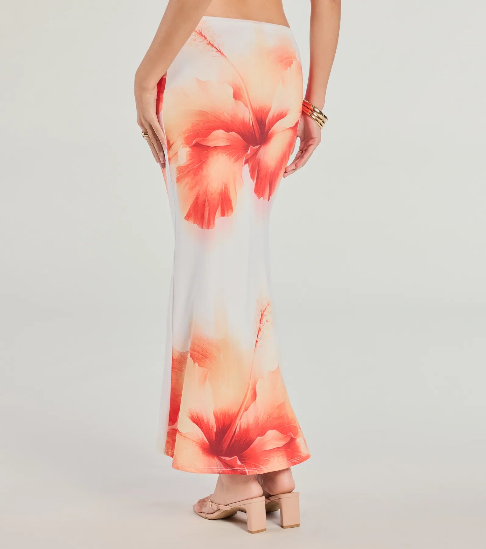 Outside The Lines Floral Print Maxi Skirt - Image 3