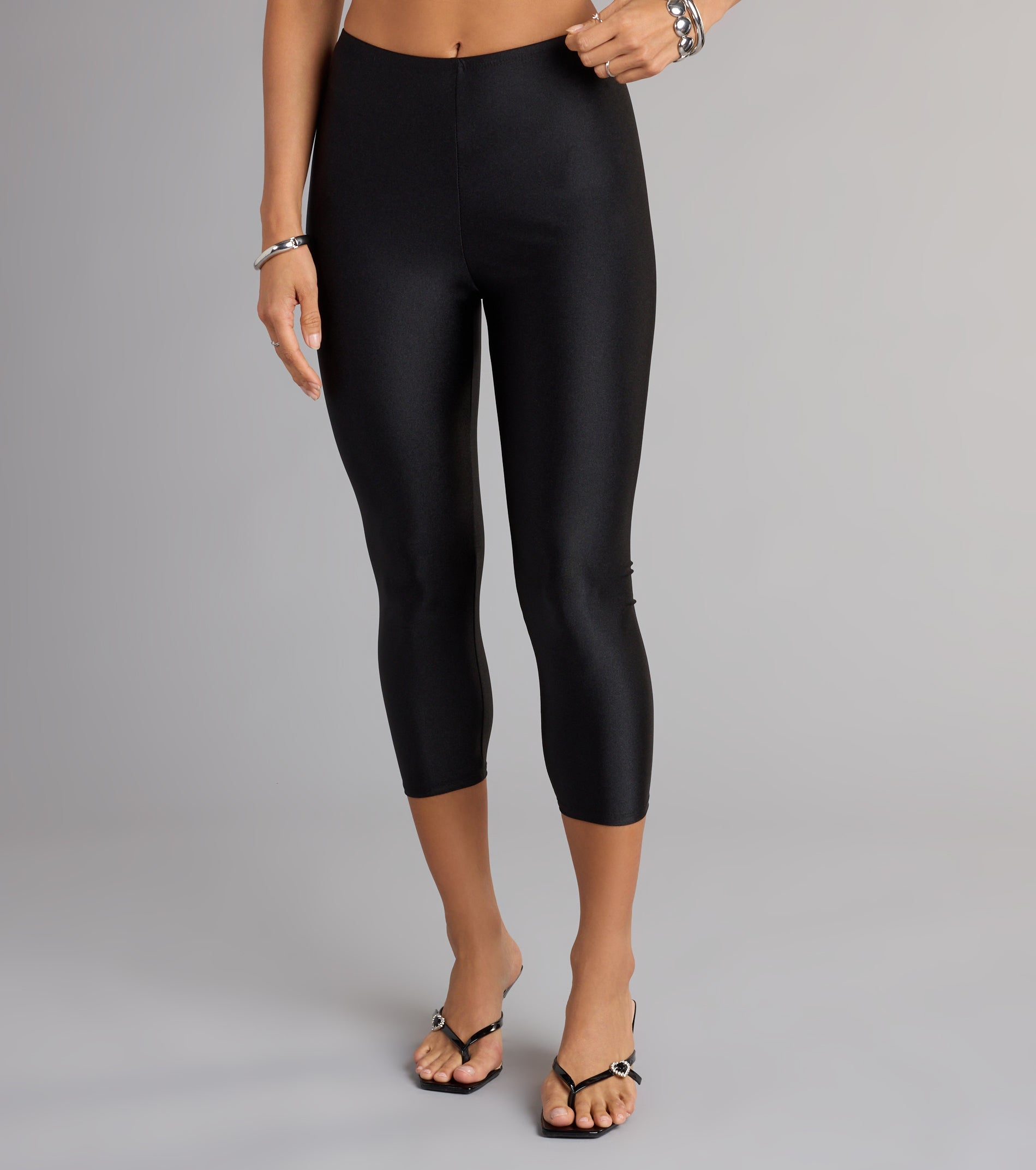 Street Sleek High-Rise Capri Pants - Image 4