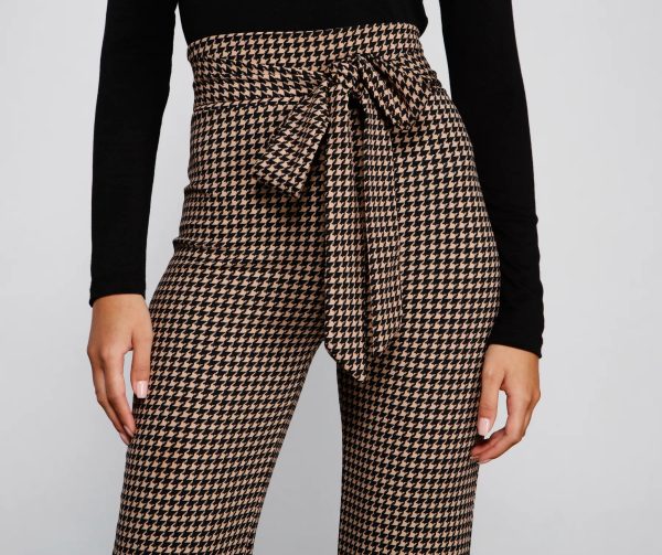 Chic Tie-Front Houndstooth Pants - Image 3