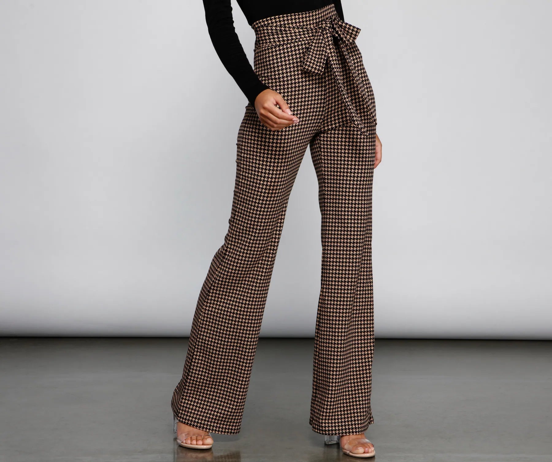 Chic Tie-Front Houndstooth Pants - Image 4