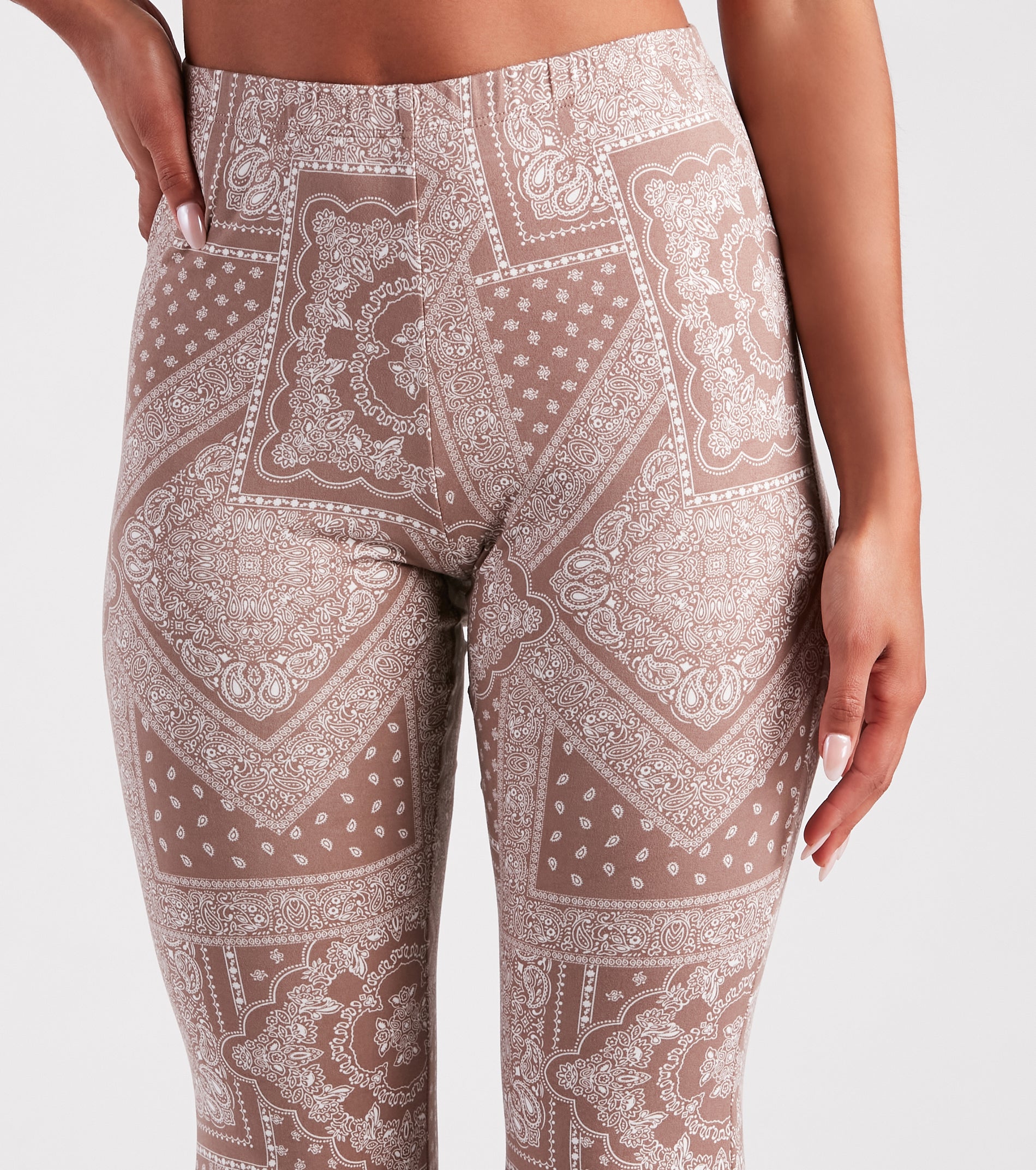 Casual Boho Vibes Paisley Flare Pants - Image 4