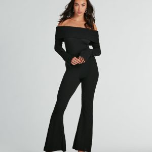 So Chic Off-The-Shoulder Long Sleeve Knit Jumpsuit