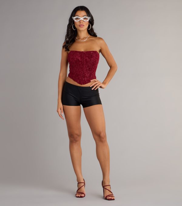 Sleek And Stunning Mid-Rise Hot Shorts - Image 4