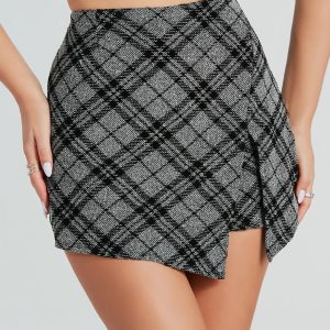 Preppy Plaid Babe High Rise Slit Skort