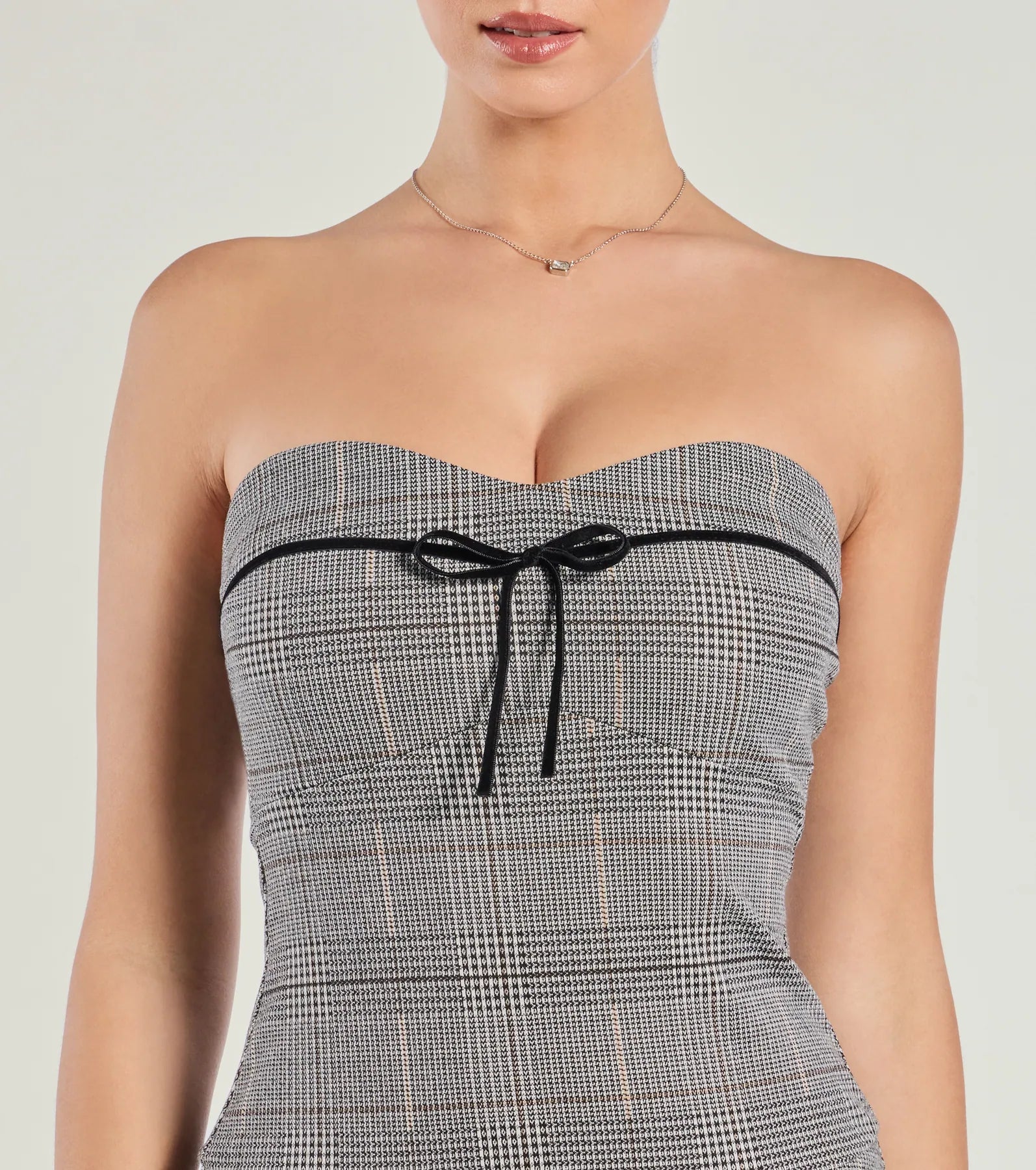 Adorable Factor Plaid Strapless Drop Waist Romper - Image 4