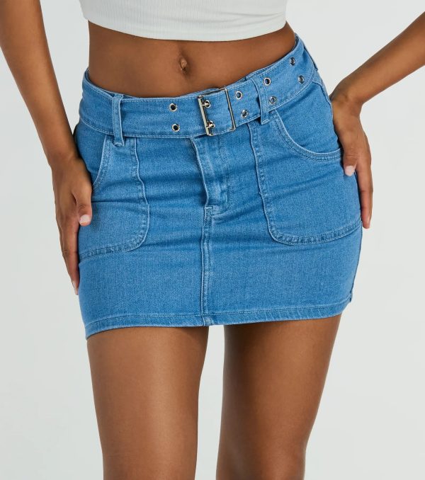 Trendsetting Look Belted Denim Mini Skirt - Image 2